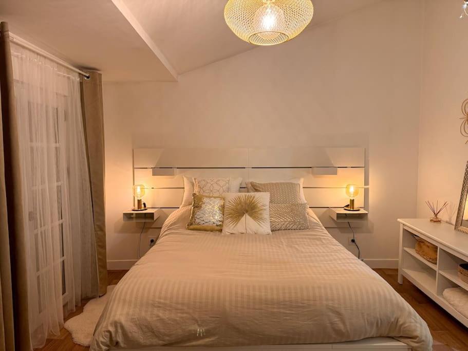 Maison + Parking Prive Au Coeur Angouleme 60M2 외부 사진