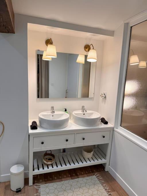 Maison + Parking Prive Au Coeur Angouleme 60M2 외부 사진