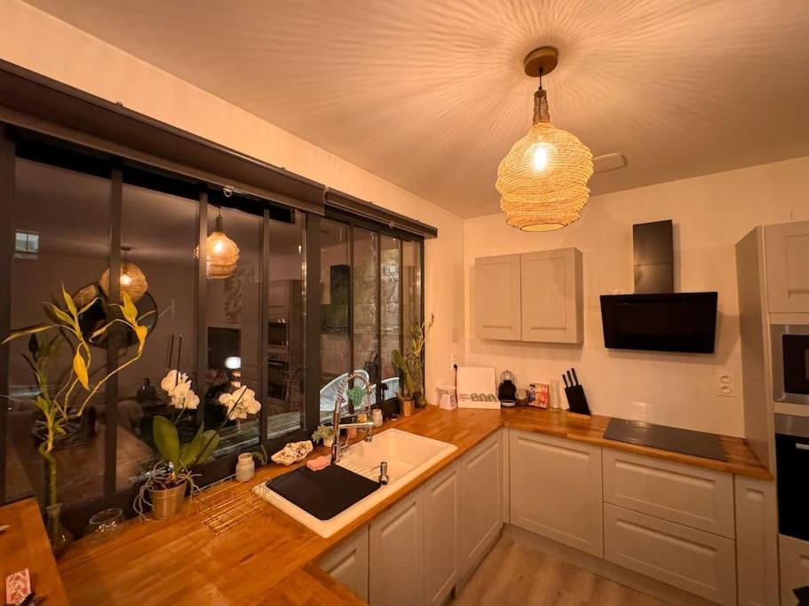 Maison + Parking Prive Au Coeur Angouleme 60M2 외부 사진
