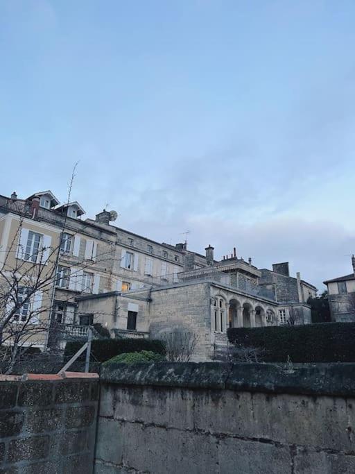 Maison + Parking Prive Au Coeur Angouleme 60M2 외부 사진