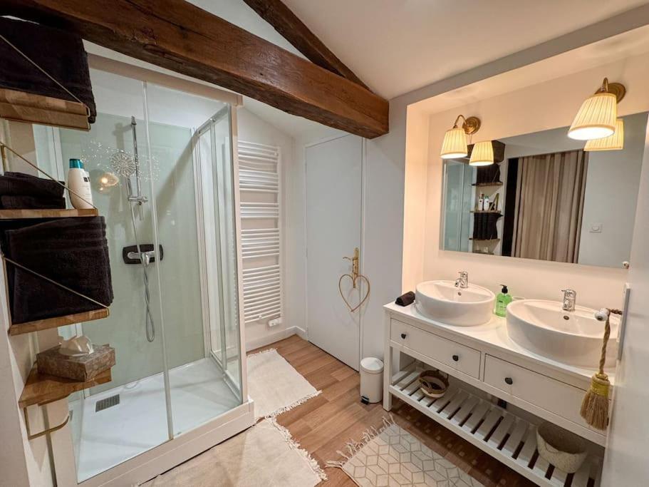 Maison + Parking Prive Au Coeur Angouleme 60M2 외부 사진