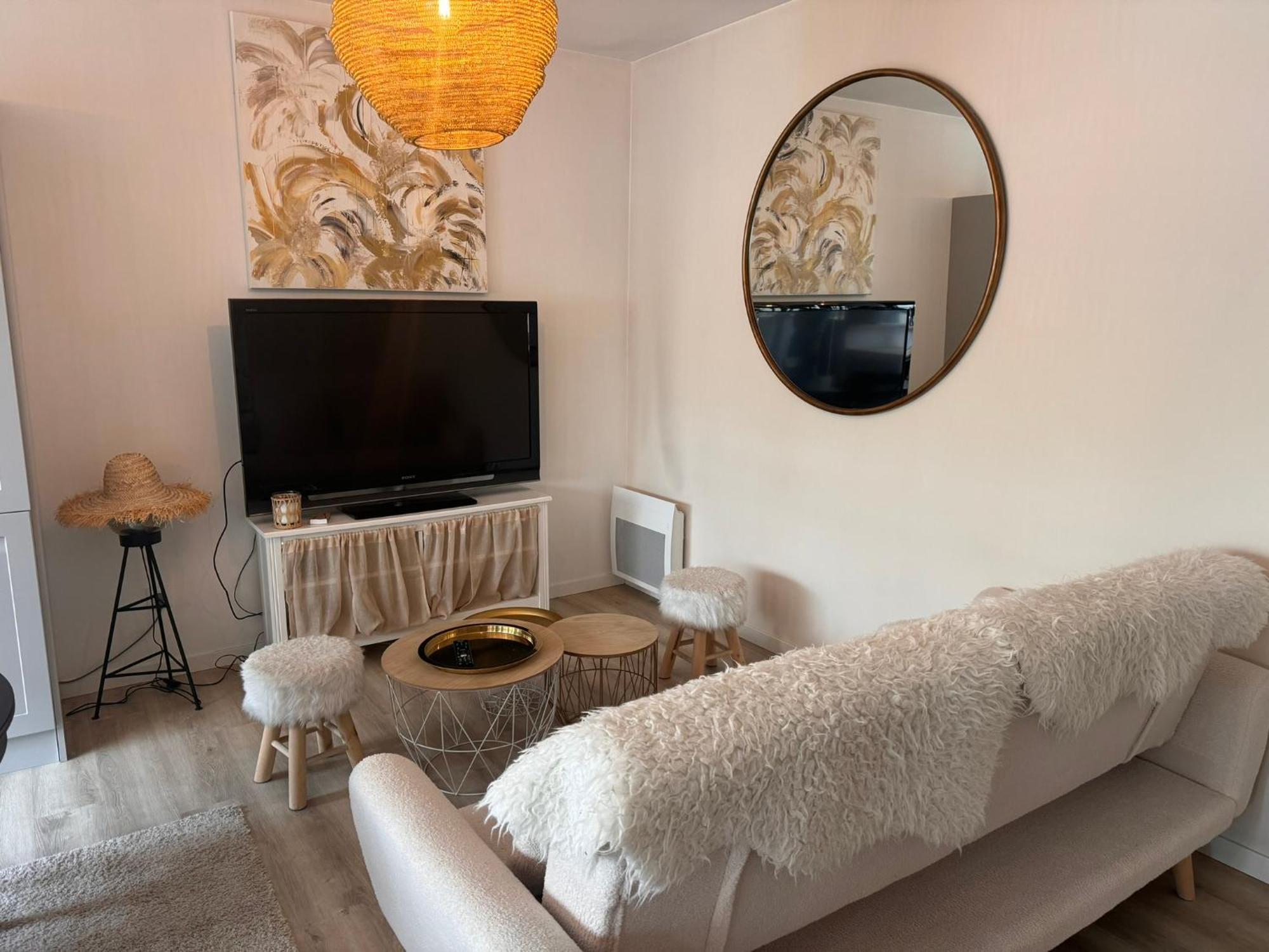 Maison + Parking Prive Au Coeur Angouleme 60M2 외부 사진